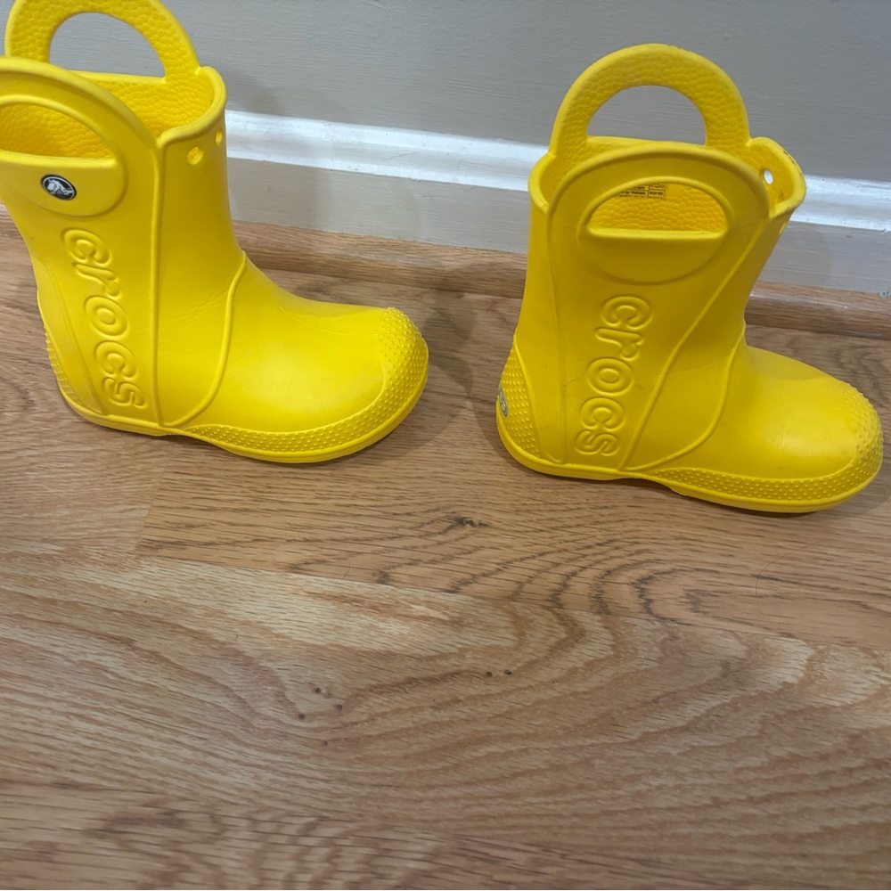 CROCS Yellow Rain & Snow Boots with Handles